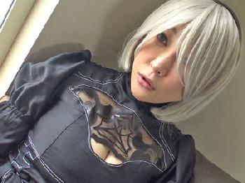 ニーアオートマタのコスプレしてるコスプレイヤーに中出し