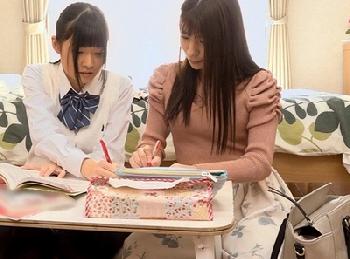 娘のパンツでオナニーしてる変態親父!!媚薬を盛って家庭教師と一緒に3人性交