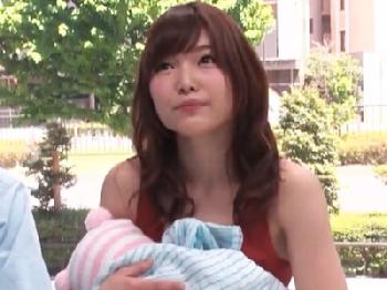 乳腺オイルマッサージ体験でムラっときた産後で性感帯の感度が抜群に良い美貌の人妻に寝取られ膣射!!