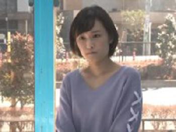 マジックミラー号で看護学生が初めて会った素人男性と膣射交尾