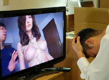 いきなり会社から失踪した巨乳同僚が力ずくで性的暴行されている映像が送られてきた…