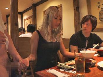 黒ギャルのプライベートに潜入してタイムストップ→避妊具なしで直射精し放題