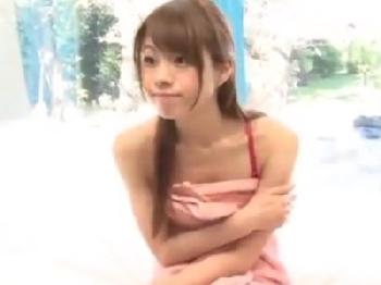 風俗デビューする巨乳美女と友人の風俗嬢が妹の彼氏を練習台にして逆3Pで強制種搾り♪