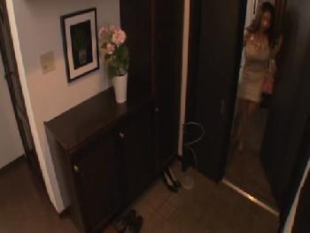 柔らか巨乳の痴女人妻にパイズリさせて最後は一緒にイク