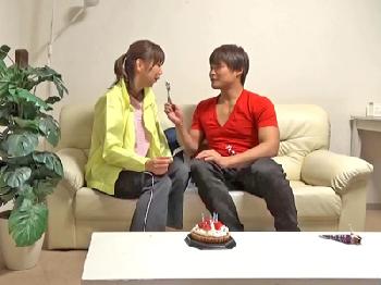 家事代行にきた素人熟女にコンドーム非装着で挿入