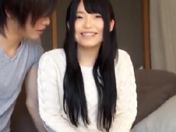 犯したくなる身体の感度が凄く良好なベビーフェイス美少女が巨根男に突かれて狂乱絶頂