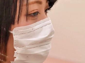 高画質過ぎてモザイクが透けそう!!18歳の透明感抜群美少女にまさかの中出し