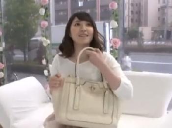 無計画のままでマジックミラー号に乗ってしまった素人美女が挿入され否応なく絶頂地獄