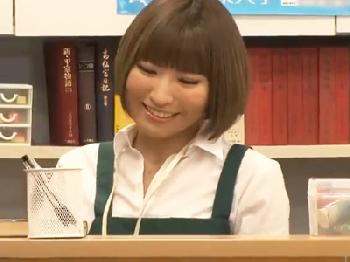 両手を拘束して媚薬で調教!!意識が朦朧とした女は目の前の勃起肉棒をを自ら欲しがる!!