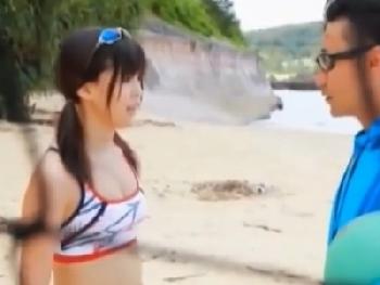 パイパンヴァギナの奥まで突かれ絶叫アクメする巨乳美少女!!密度の濃いハメ撮りSEX