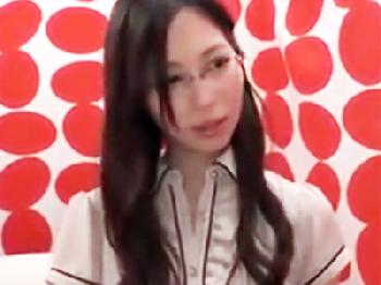 おしとやかな見た目なのに本性はビッチな清楚人妻が野獣のような声を上げて絶叫アクメW