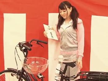 篠原杏｜スタイル抜群で大きなバストのお姉さんが熱を帯びた精力的なセックス