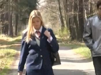 本場アメリカのブロンド女子校生を婦女暴行→まだ成熟しきっていない洋股間の穴に日本人ペニスを挿入する!!