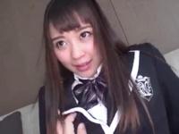 中年男を正常位でだいしゅきホールド固定する美少女