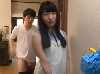 無精子症の夫のために義弟に子宮へ直接射精される人妻