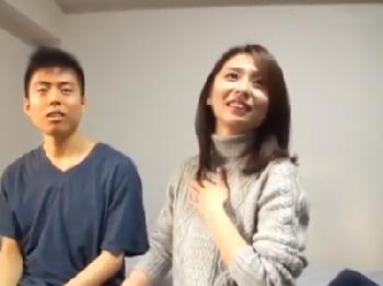 若いかわいさの残る美魔女の中出し筆おろしで童貞たち幸せそうです