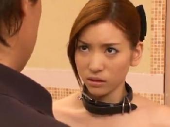 秘密の弱みを掴まれ性奴隷に仕立て上げられるキャビンアテンダント