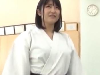 少し男勝りだけどSEXになると汐っぽくなる24歳ギャル→恋人気分でハメ撮り盗撮