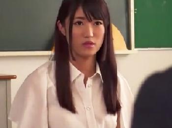 三者面談で生徒の父親にイラマ調教を受けて口おめこ奴隷になる女教師