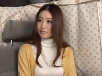 人妻なのに網タイツ履いてる素人人妻をナンパ→ブランド買うため小遣い稼ぎ