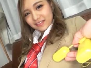 ギャルの若女性器に男根挿入して中出し!!