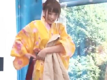 素人美女ナンパ→エステのつもりが違ってまさかの膣内でスペルマを発射される