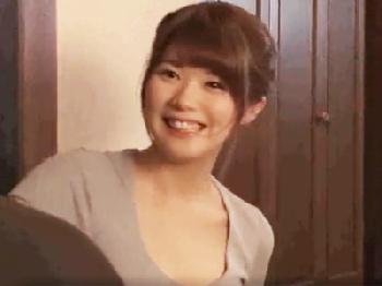 出張オイルエステで2人組のマッサージ師にローションSEXされて大悶絶の美少女