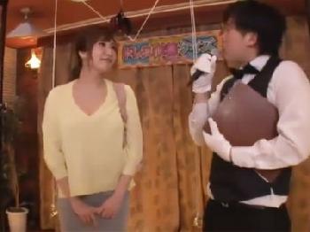 素人お姉さんがワイセツエロ企画に乗せられて挿入され精液ぶっかけ