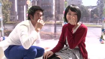 友人同士で挿入する女子大生