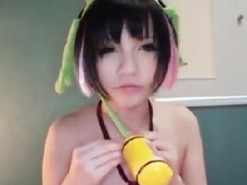 メンヘラっぽい頭が緩そうな少女をホテルに呼び出し集団で輪姦するハメ撮り映像