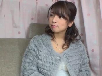 可愛い見た目に大きなバストの美女奥さんをGET!!バイブ＆電動マッサージ器責めされ他人棒拒めずゴムなし膣内射精SEX