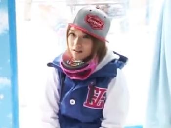 彼氏いないボーイッシュ美少女を相性診断と偽って挿入させる