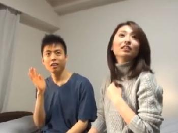 巨乳美女を童貞の素人君宅へ配達→コンドーム非装着の膣内射精交尾を盗撮完了