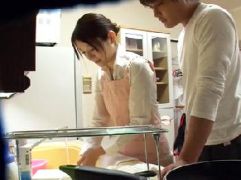 部屋にカメラを仕掛けて家政婦へ婦女暴行する様子を撮影する冷酷非道な男