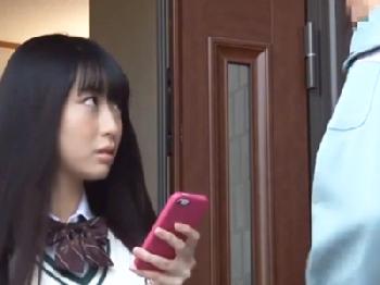家で女子校生一人のところに変態業者が→何回も挿入される