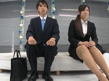 新卒OLが先輩社員に避妊具未装着で膣内射精され…