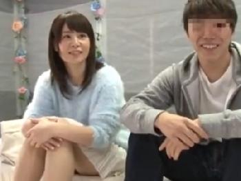 男友達となし崩しでカメラ前セックスした素人さん