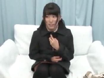 素人お姉さんが童貞を哀れに思って結果的に筆おろし性交