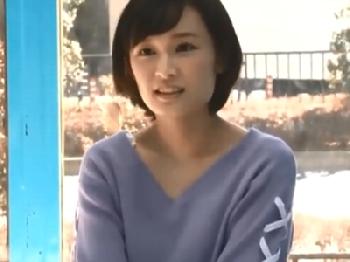 素人の童顔娘がマジックミラー号で挿入された末に精液オメコ内で直接発射されて悶絶絶頂