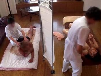 寝取られ願望強すぎ夫が仕組んだ罠→気づいていないフリをして隣で寝取られる妻をガン見