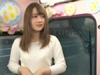 MM便にナンパされ素股で火がつき巨根を挿入される女子大生