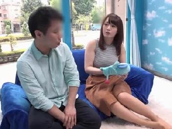 ベビーカーを押していたガチ素人人妻が産後のできやすい時期に浮気性交