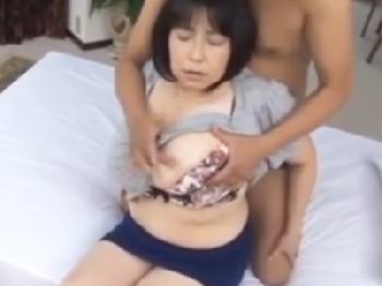 先だった兄の妻と娘を両方美味しく頂く中出し調教!!