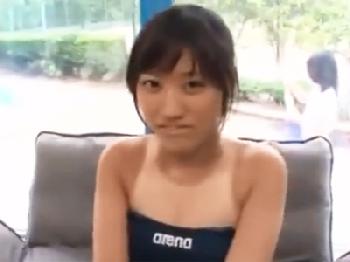 健康的にこんがりと日に焼けた褐色巨乳娘がマジックミラー号でのエキサイティング性交で連続エクスタシー