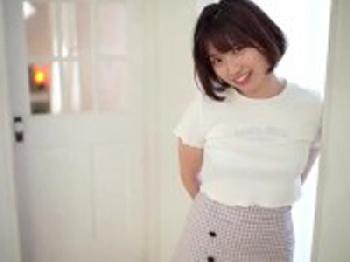 美少女と情熱的な膣射