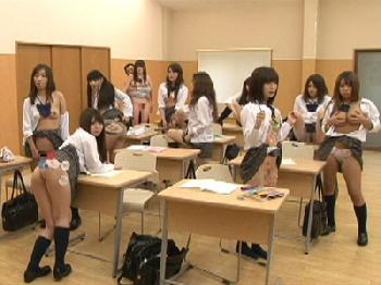 タイムストップ!!冴えない教師が女子校生の時間を止めてイタズラSEX