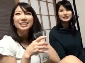 とにかく性的欲求が暴走寸前で他人棒に飢えた素人人妻の集う不貞中出し乱交旅行