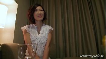 夫が相手してくれないため出会い系使い性的欲望の解消をする綺麗な人妻