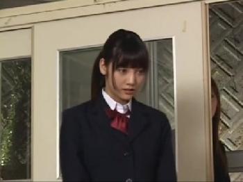 美少女女子校生が時間を止める装置を使い憧れの先輩ペニスを膣に避妊具未装着で挿入