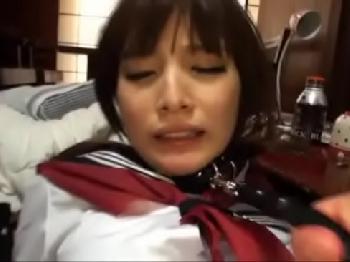 女子校生を自宅に監禁して性奴隷同然に扱ったった